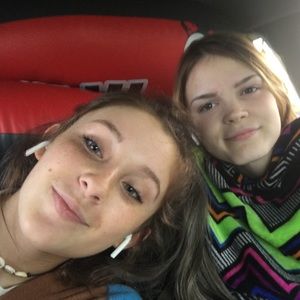 Meet your Posher, Gwen